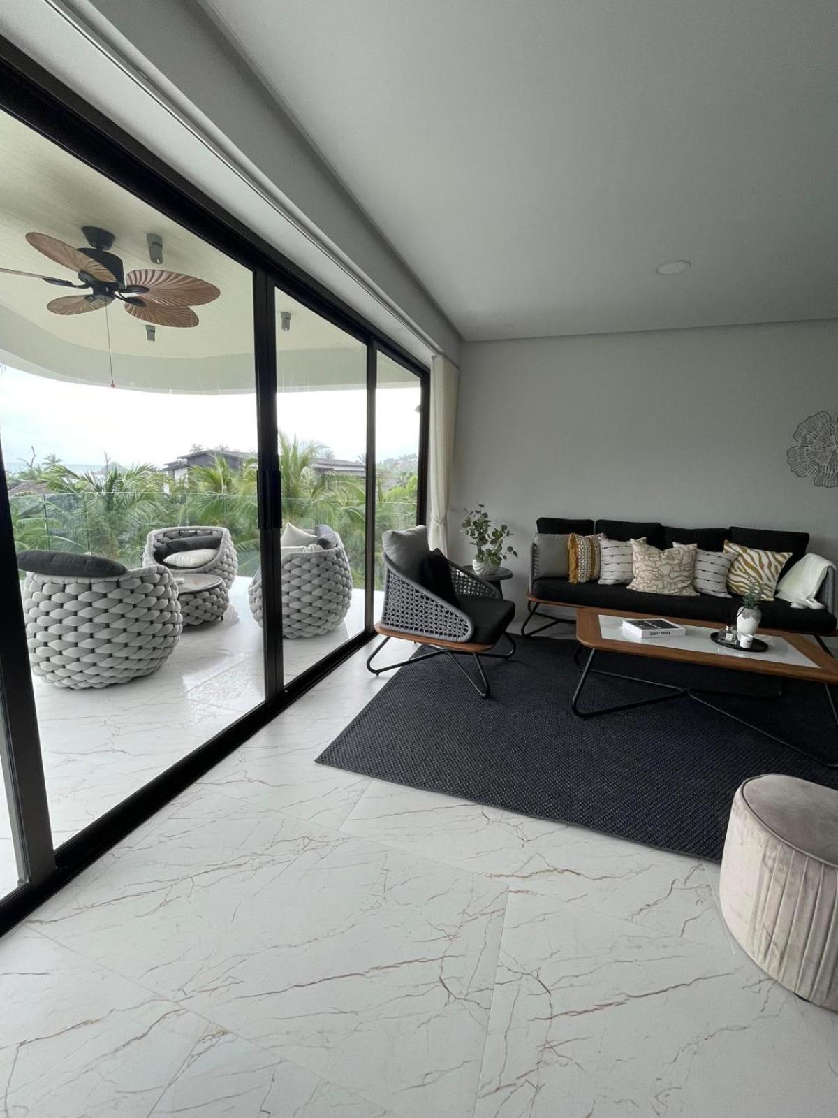 Beachside Apartemen *